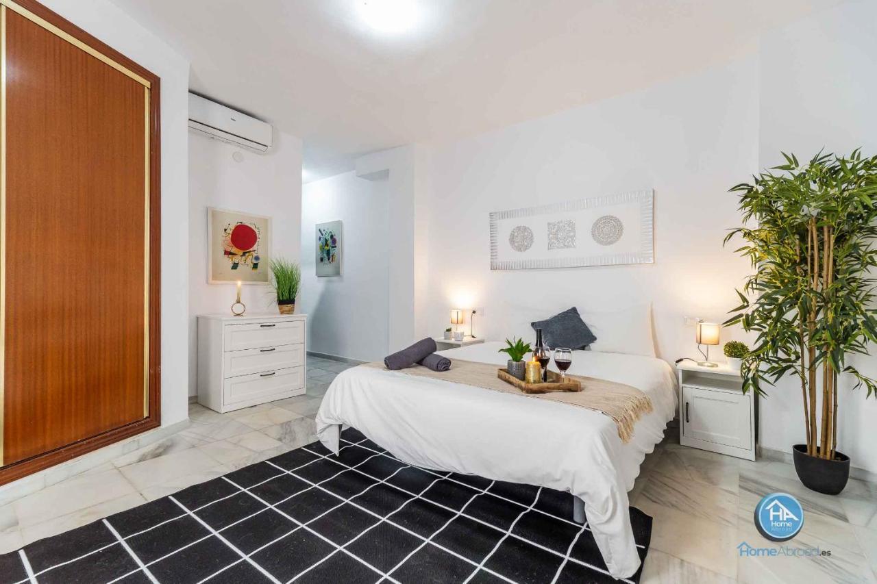 Apartamentos Marmoles Malaga Center Zewnętrze zdjęcie