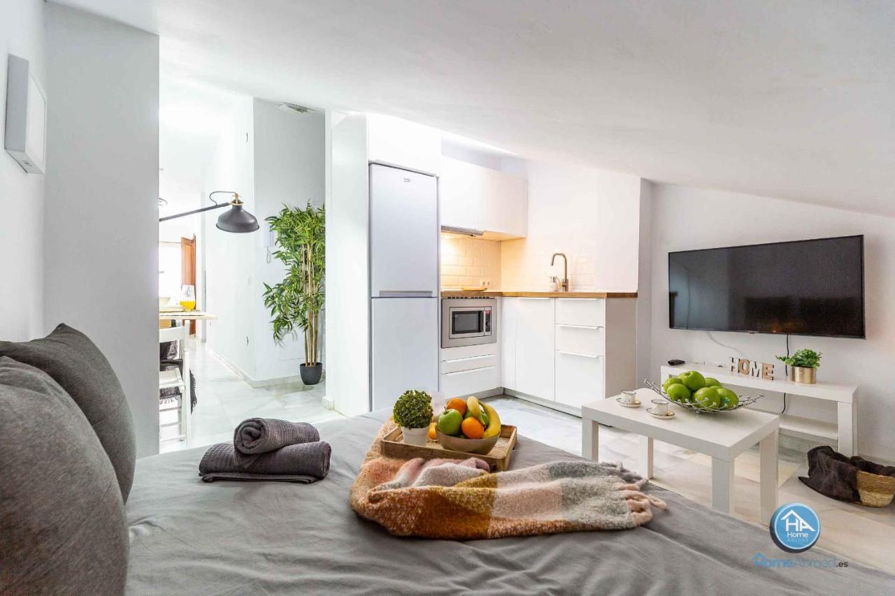 Apartamentos Marmoles Malaga Center Zewnętrze zdjęcie