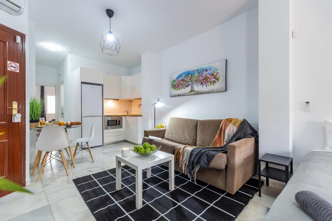 Apartamentos Marmoles Malaga Center Zewnętrze zdjęcie