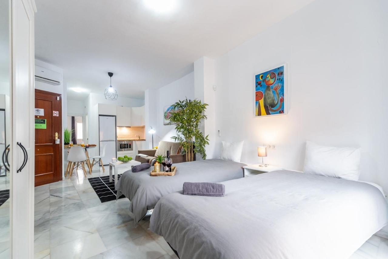 Apartamentos Marmoles Malaga Center Zewnętrze zdjęcie